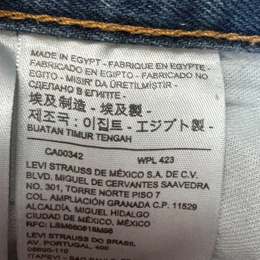 Levis 501 Original Fit Mens Jeans 40x32 Medium Wash Blue Button Fly Straight Leg